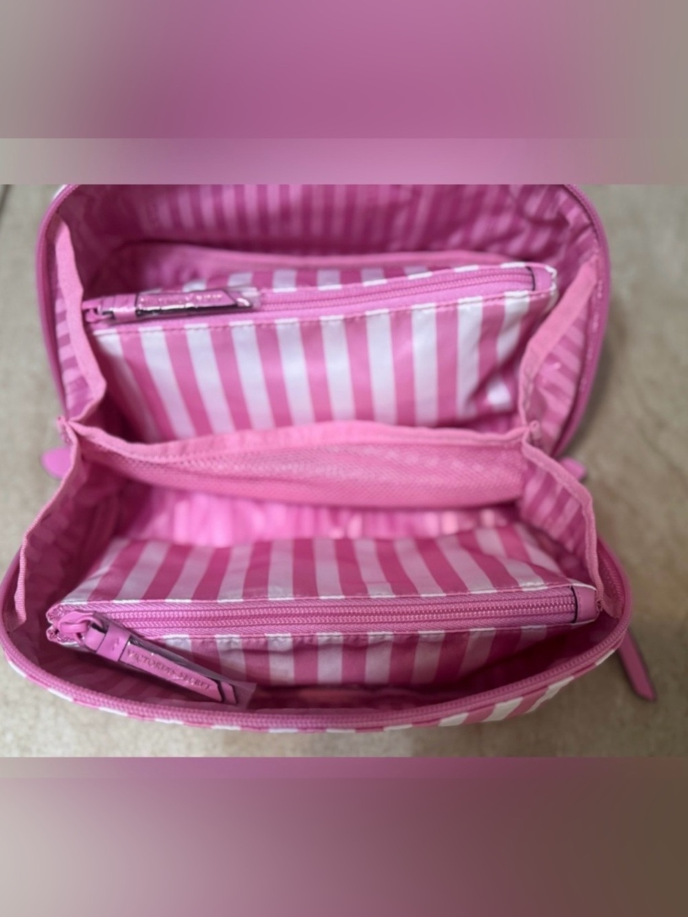 VICTORIA'S SECRET 3-Piece Expandable Travel Makeup Bag - Picture 8 of 10